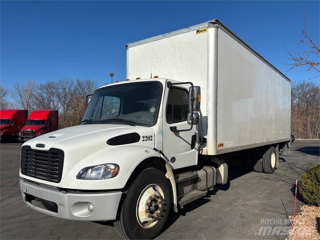 Freightliner M2 106 Furgoonautod