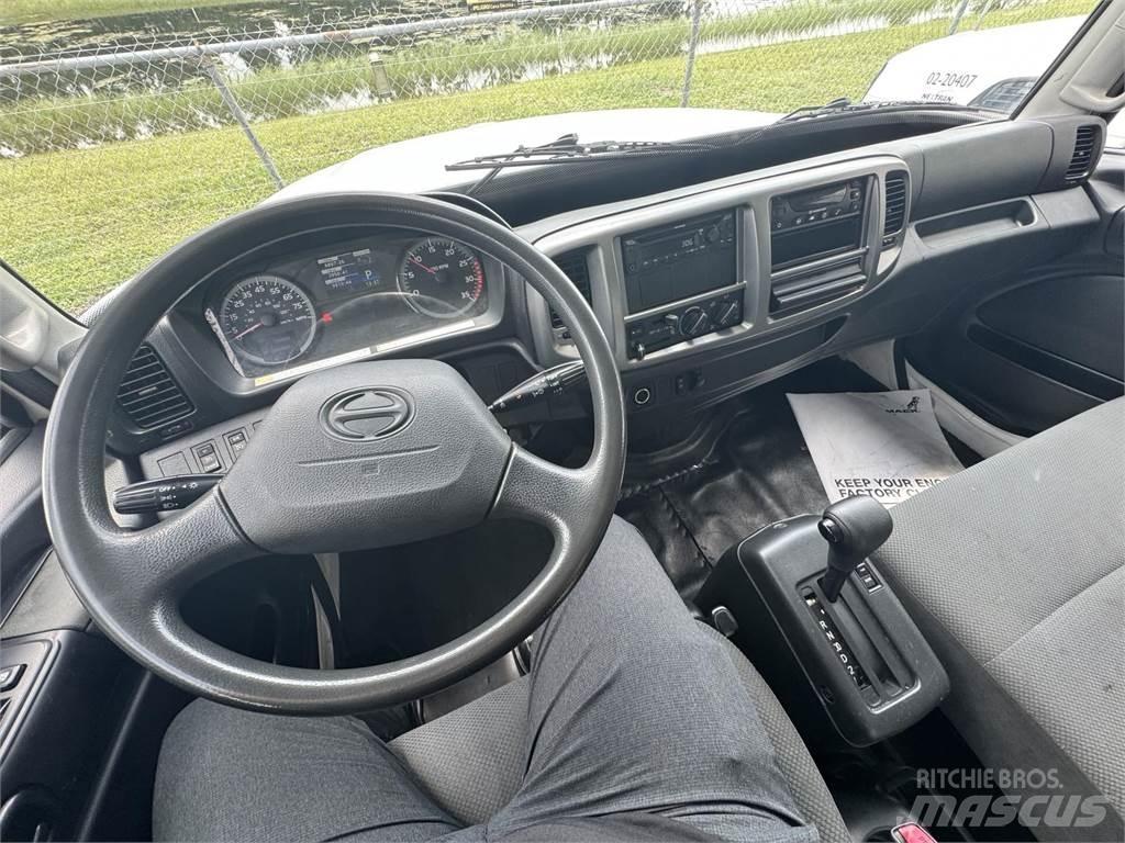 Hino 268 Furgoonautod
