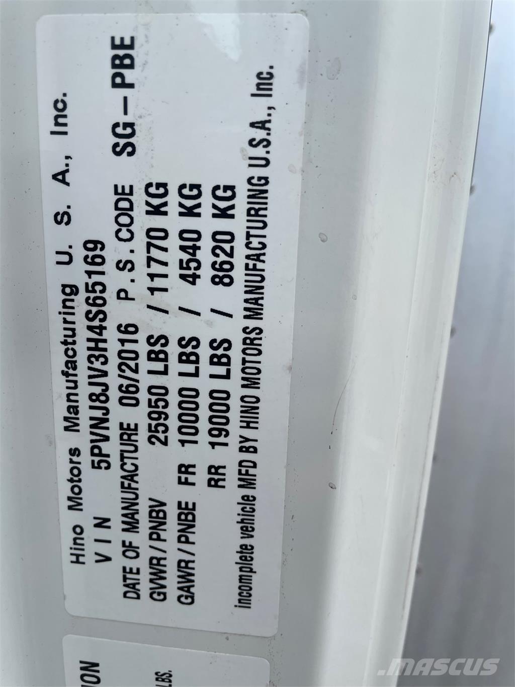 Hino 268A Furgoonautod