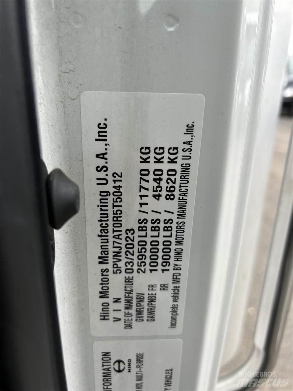 Hino L6 Furgoonautod