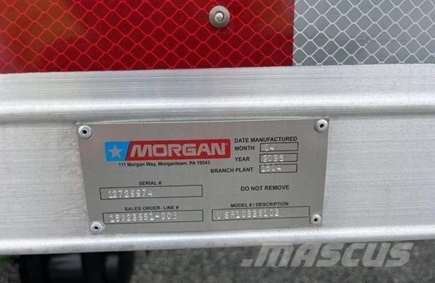 International 4300 Furgoonautod