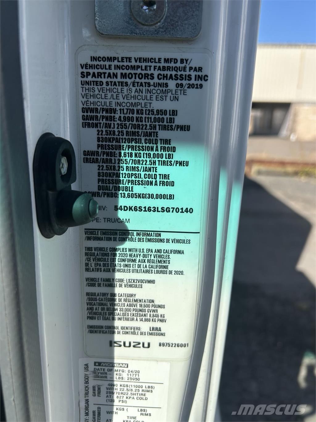 Isuzu FTR Furgoonautod