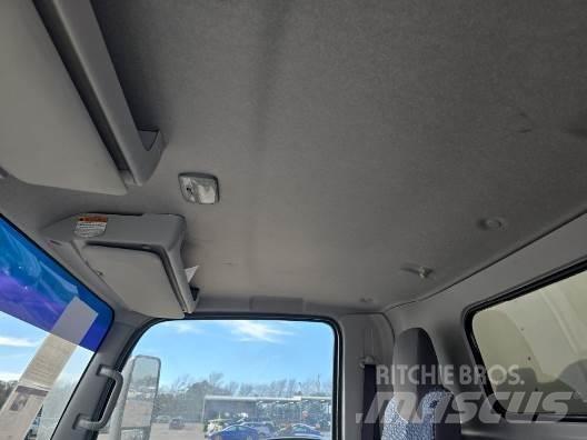 Isuzu NPR HD Furgoonautod