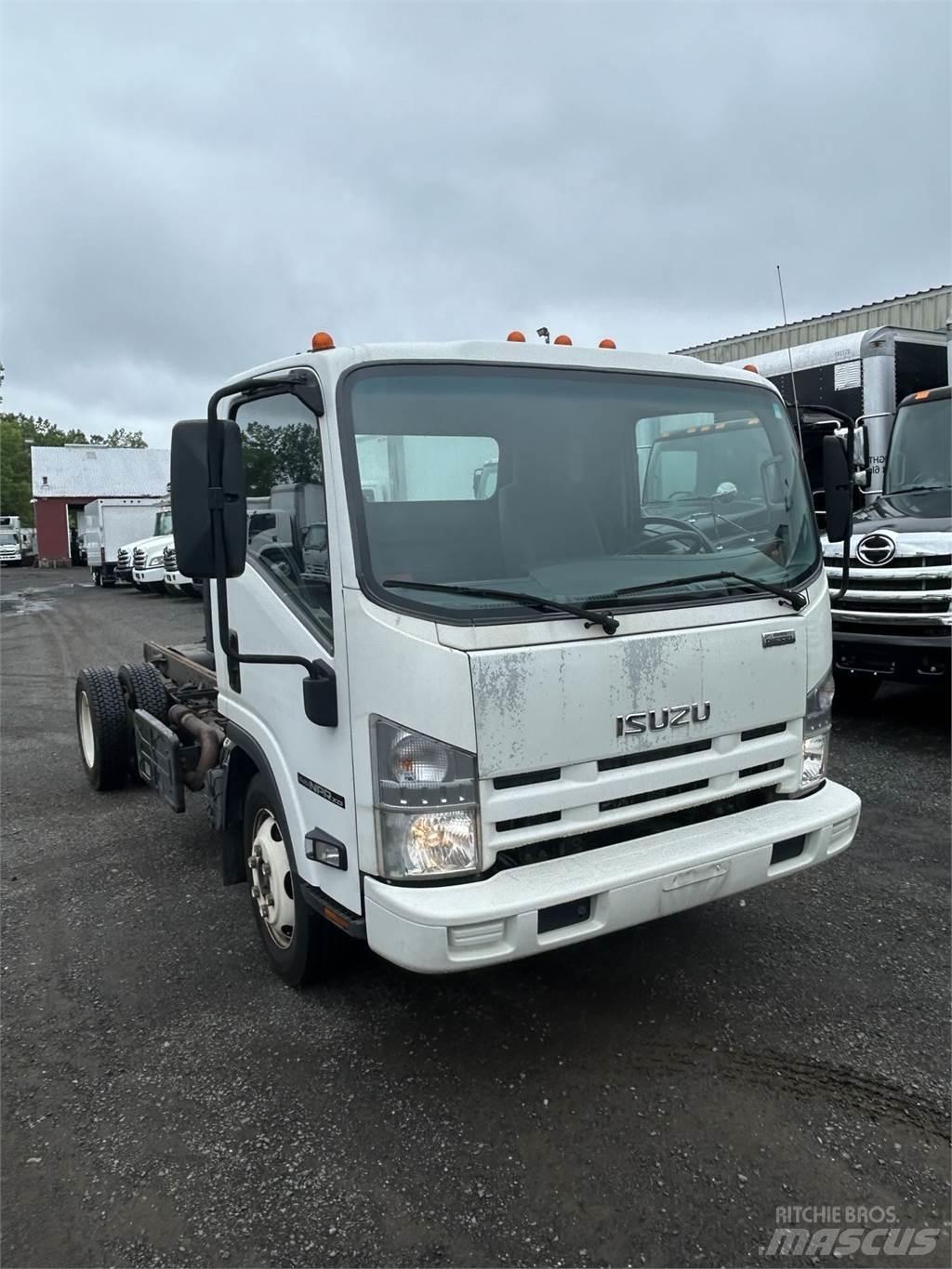 Isuzu NPR XD Raamautod