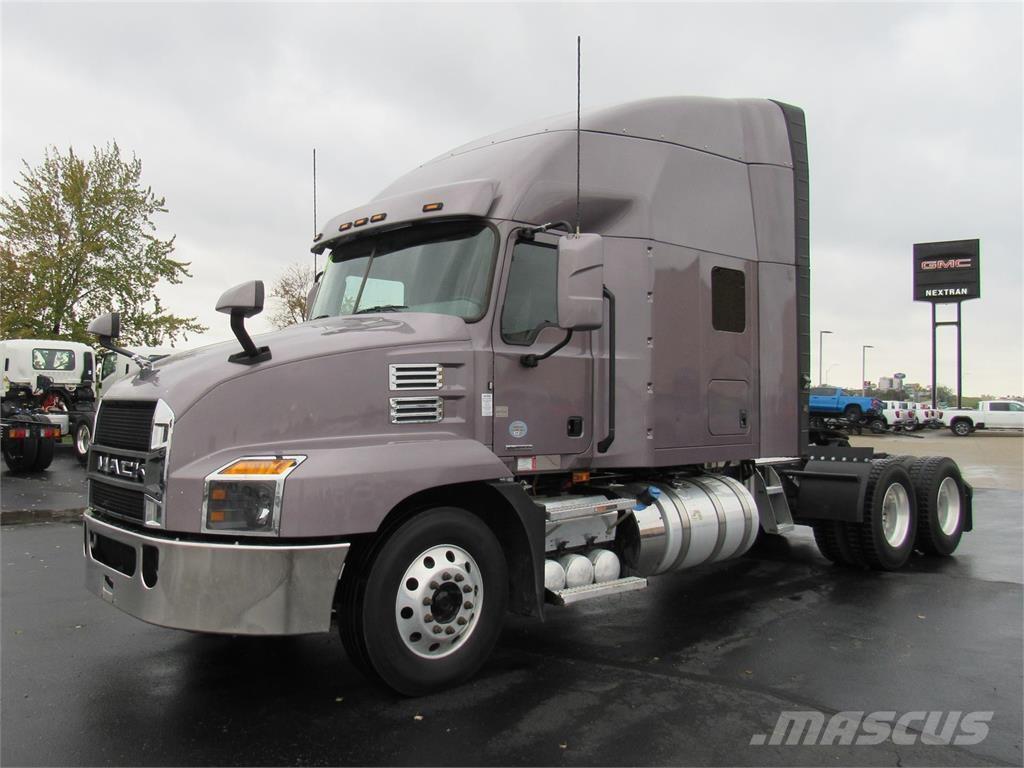 Mack AN64T Sadulveokid