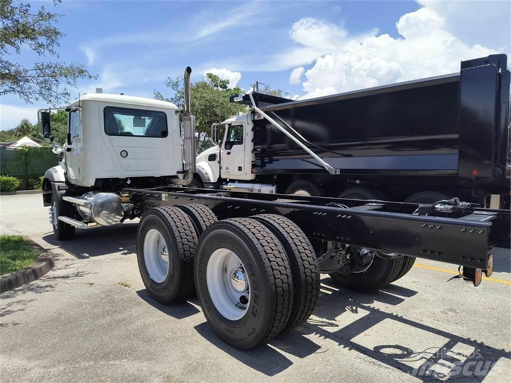 Mack GR64BX Betooniveokid