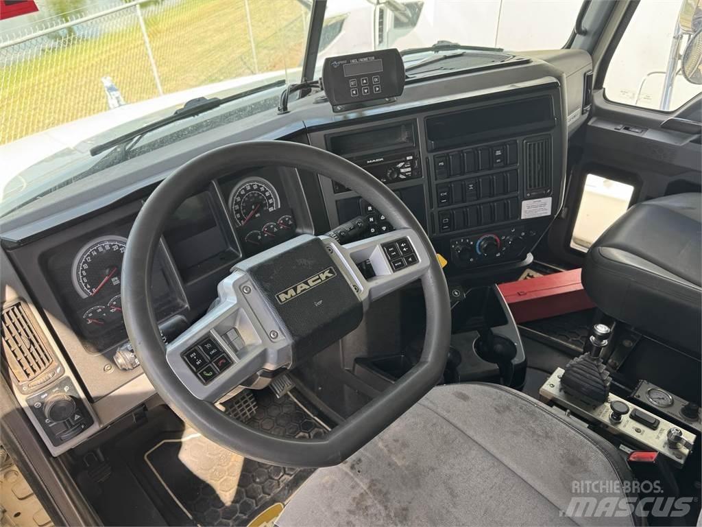 Mack GR64F Kallurid