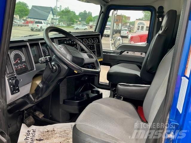 Mack Granite Raamautod