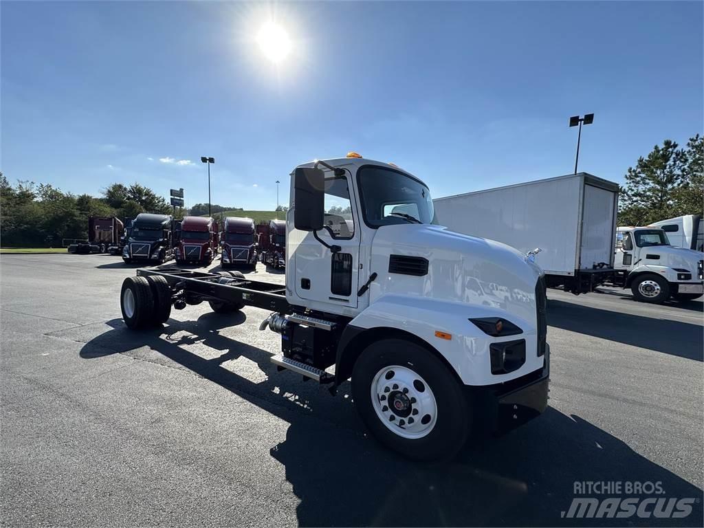 Mack MD6 42R Kallurid