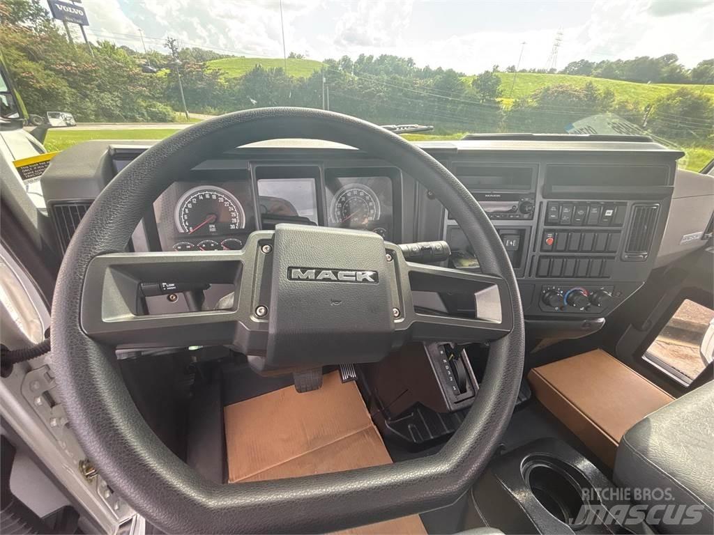 Mack MD6 42R Muud veokid