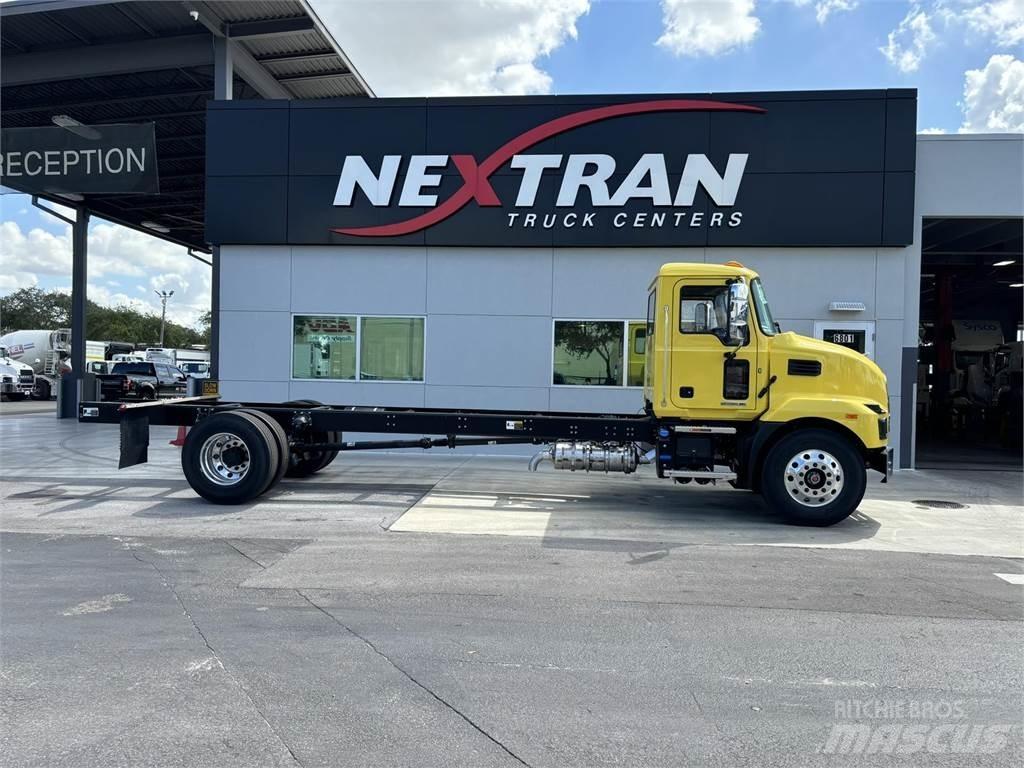 Mack MD7 42R Muu