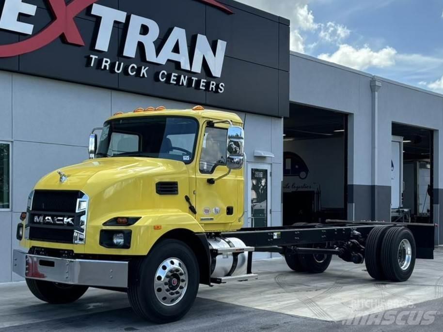 Mack MD7 42R Muu