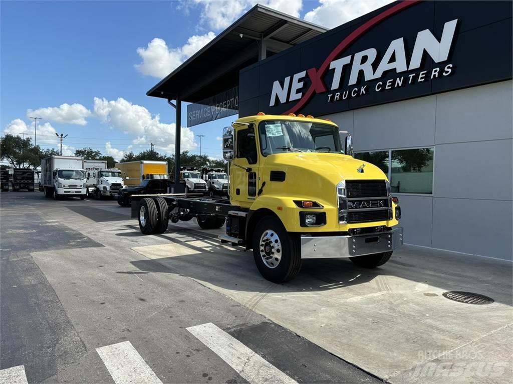 Mack MD7 42R Muu