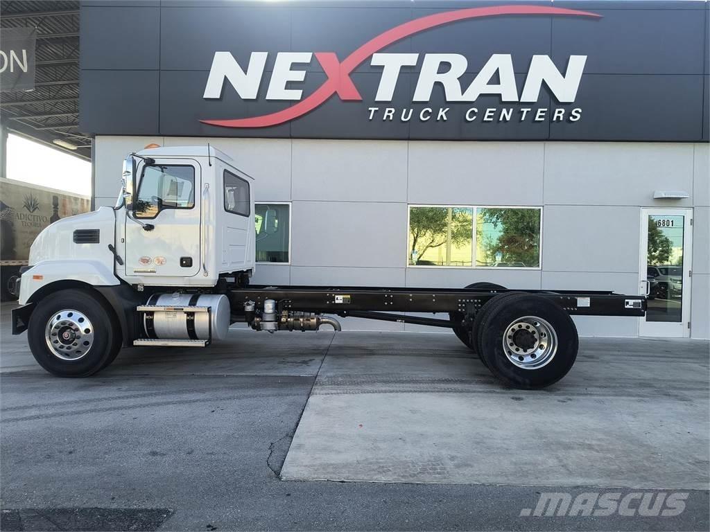 Mack MD7 42R Raamautod