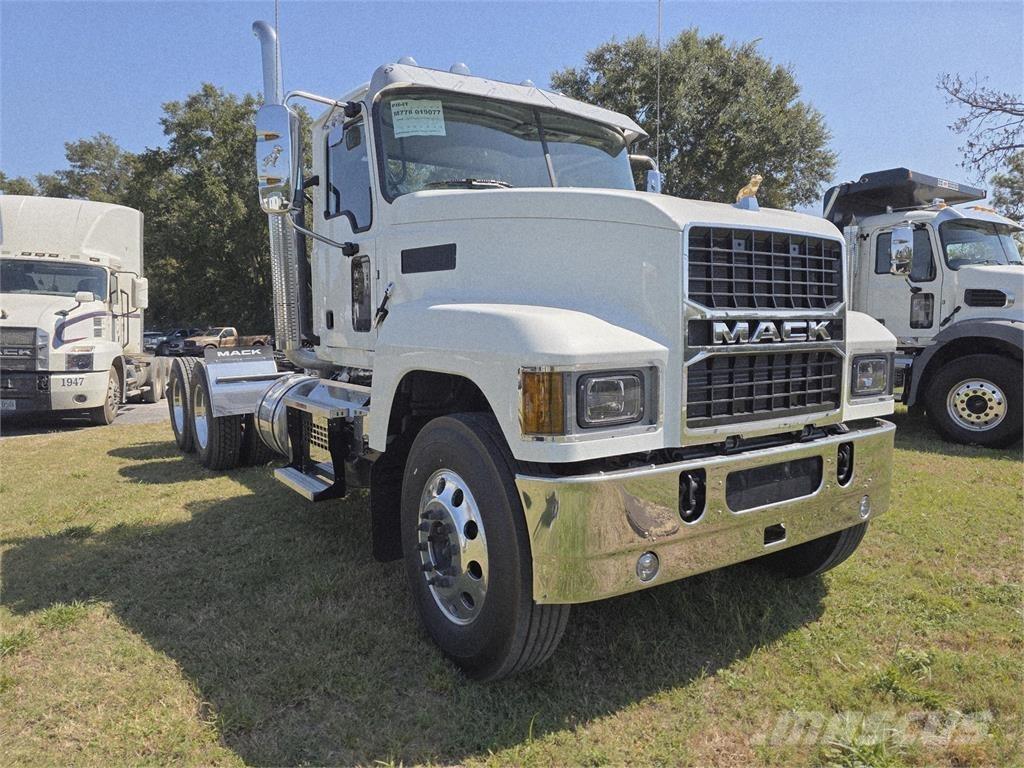 Mack PI64T Sadulveokid