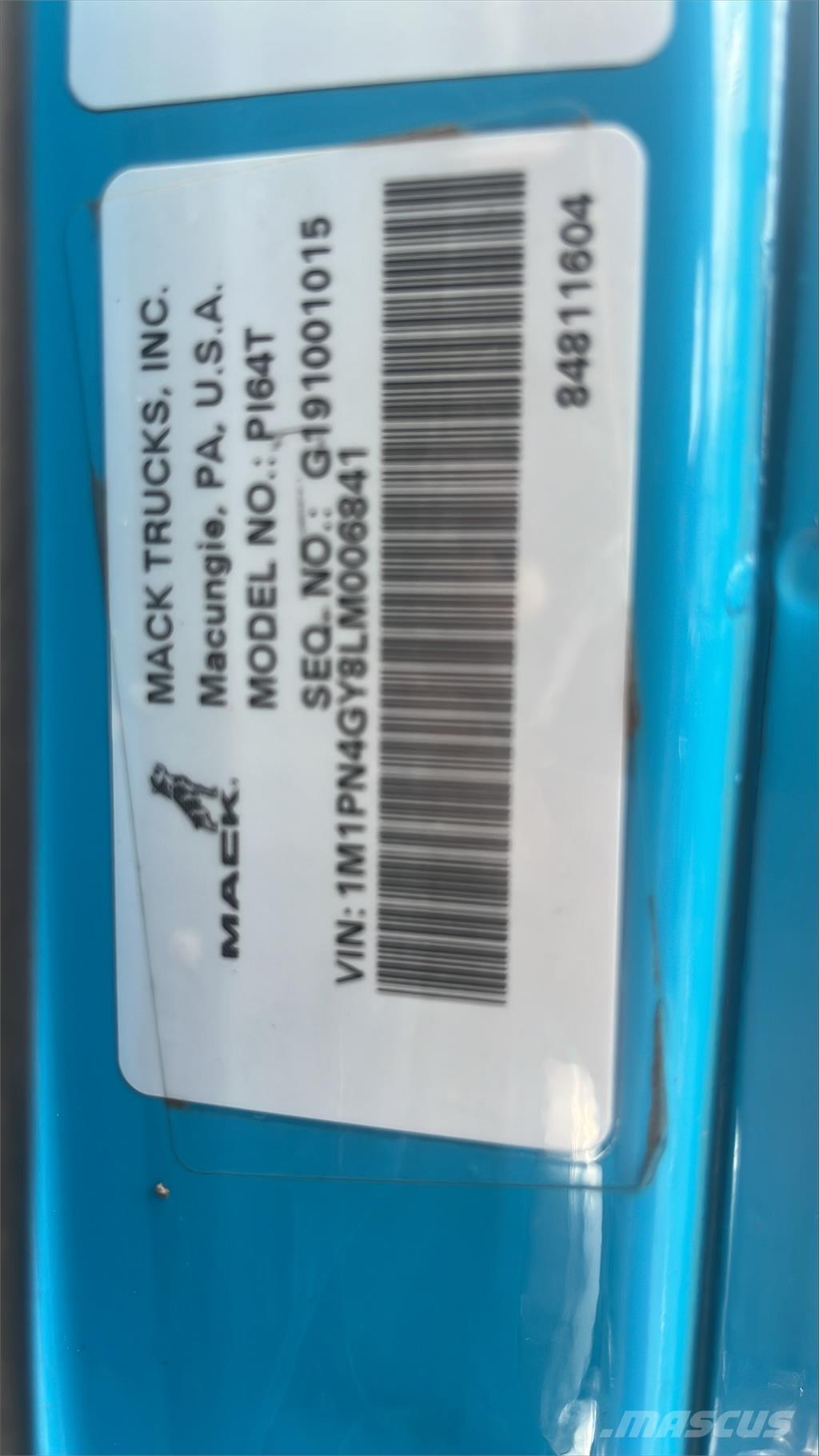 Mack PI64T Sadulveokid