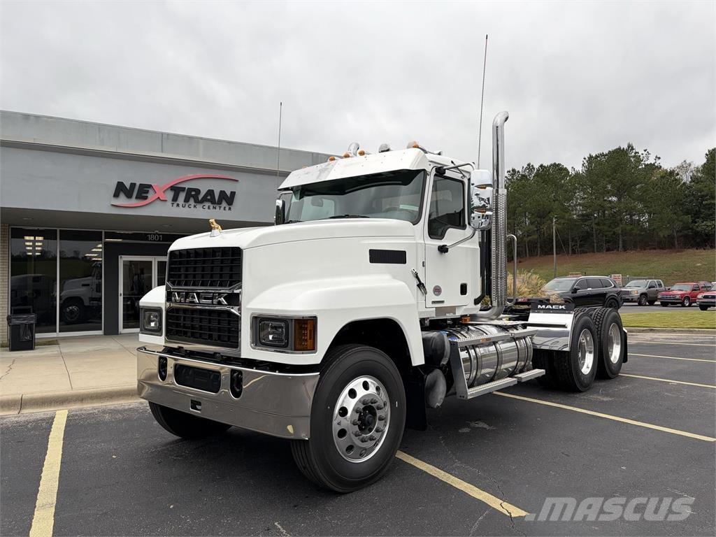 Mack PI64T Sadulveokid