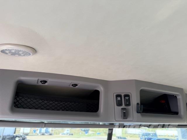 Mack PI64T Sadulveokid