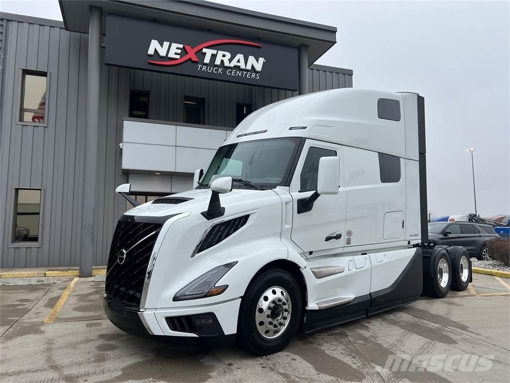Volvo NEW VNL860 Sadulveokid