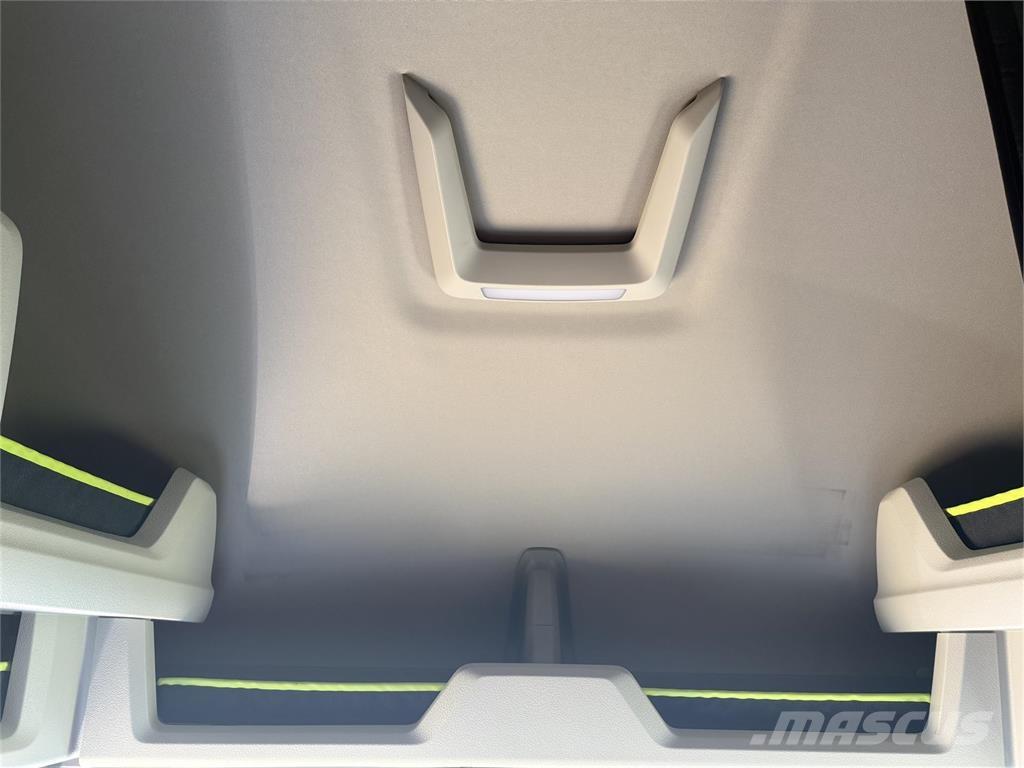 Volvo NEW VNL860 Sadulveokid