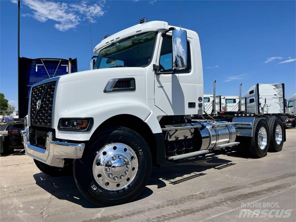 Volvo VHD64FT300 Sadulveokid