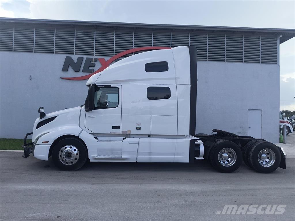 Volvo VNL64T760 Sadulveokid