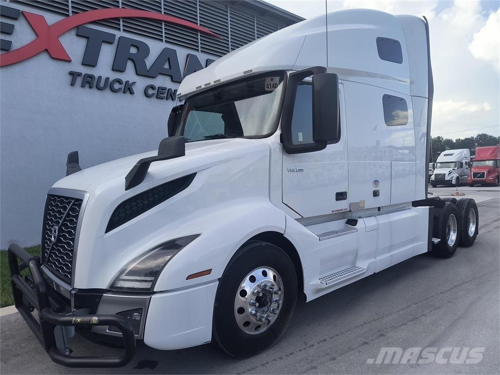 Volvo VNL64T760 Sadulveokid