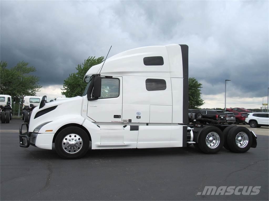 Volvo VNL64T760 Sadulveokid