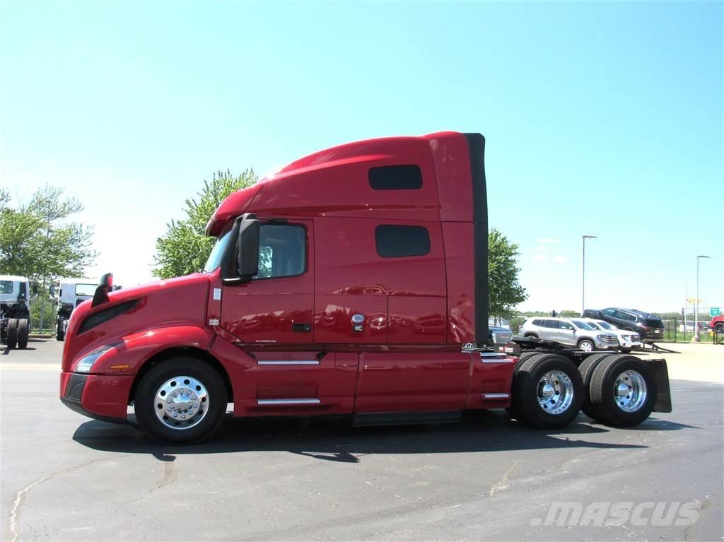 Volvo VNL64T760 Sadulveokid