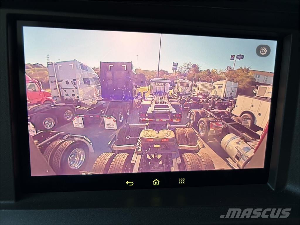 Volvo VNL64T860 Sadulveokid