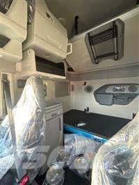 Volvo VNL64T860 Sadulveokid