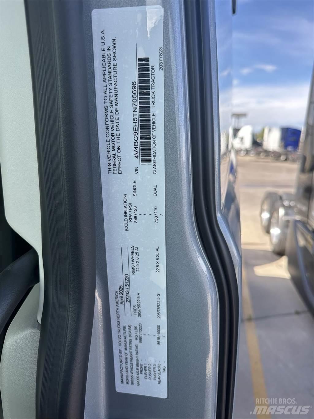 Volvo VNL64T860 Sadulveokid