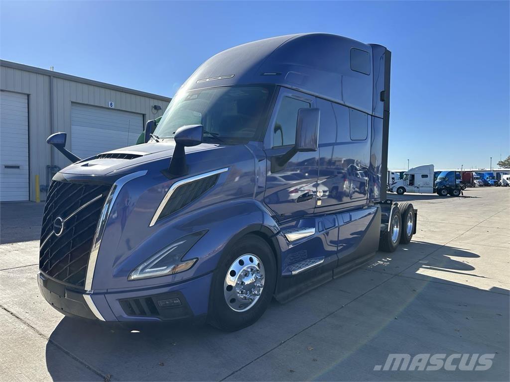Volvo VNL64T860 Sadulveokid
