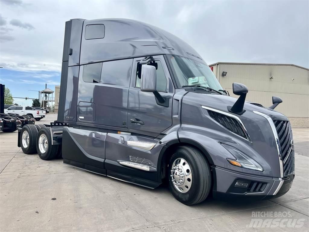 Volvo VNL64T860 Sadulveokid