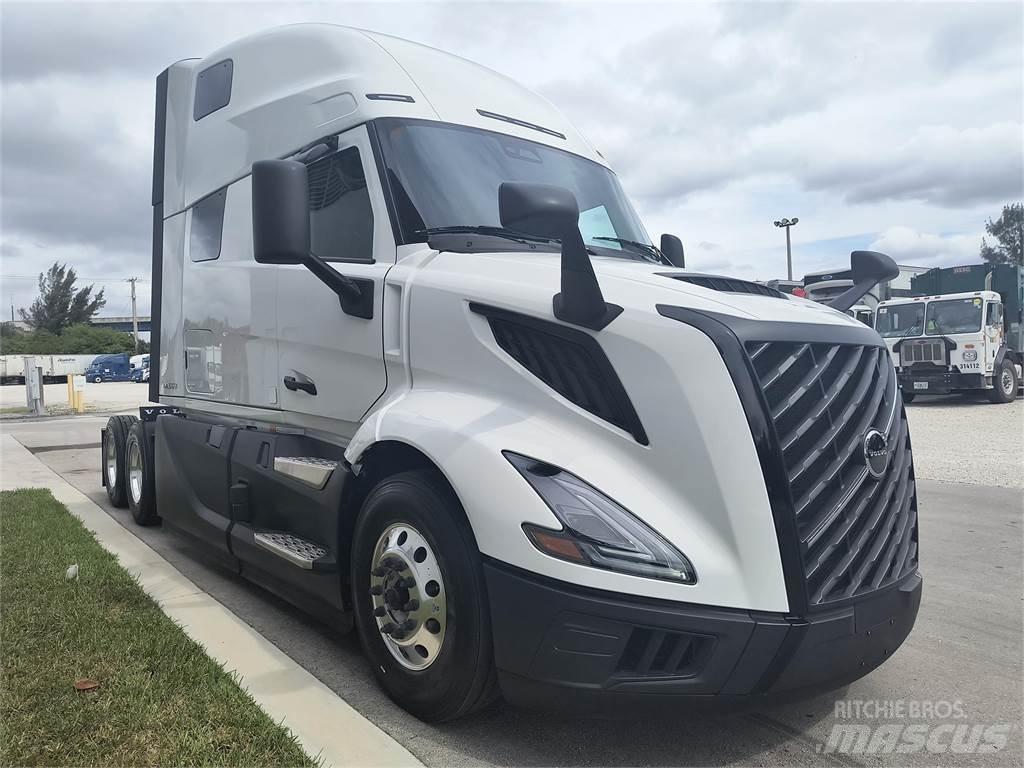 Volvo VNL64T860 Sadulveokid