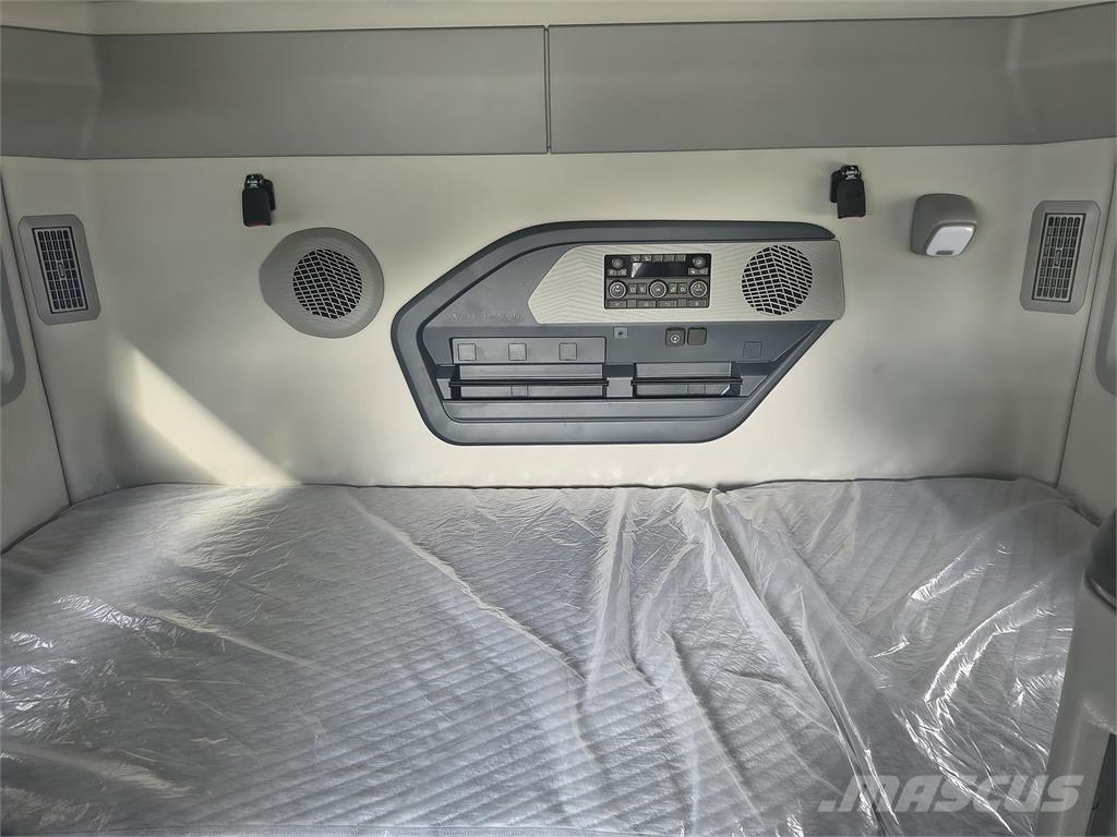 Volvo VNL64T860 Sadulveokid