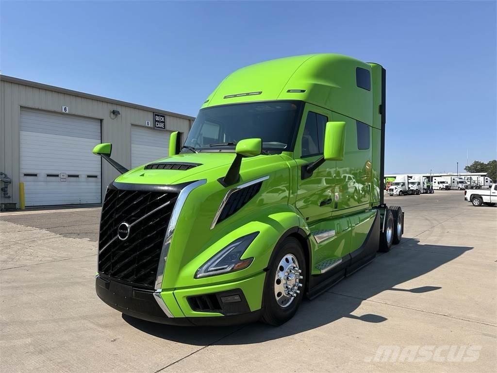 Volvo VNL64T860 Sadulveokid