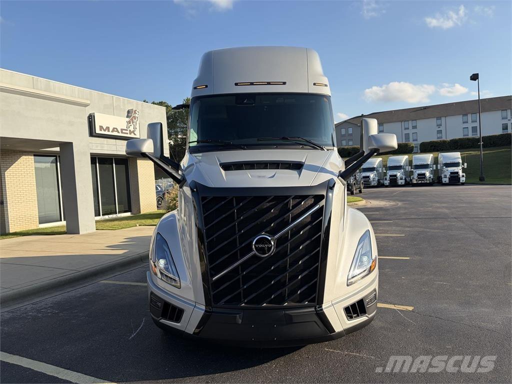 Volvo VNL64T860 Sadulveokid