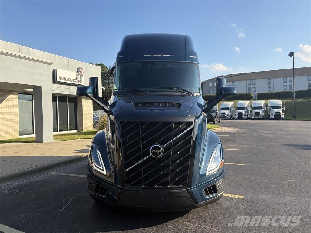 Volvo VNL64T860 Sadulveokid