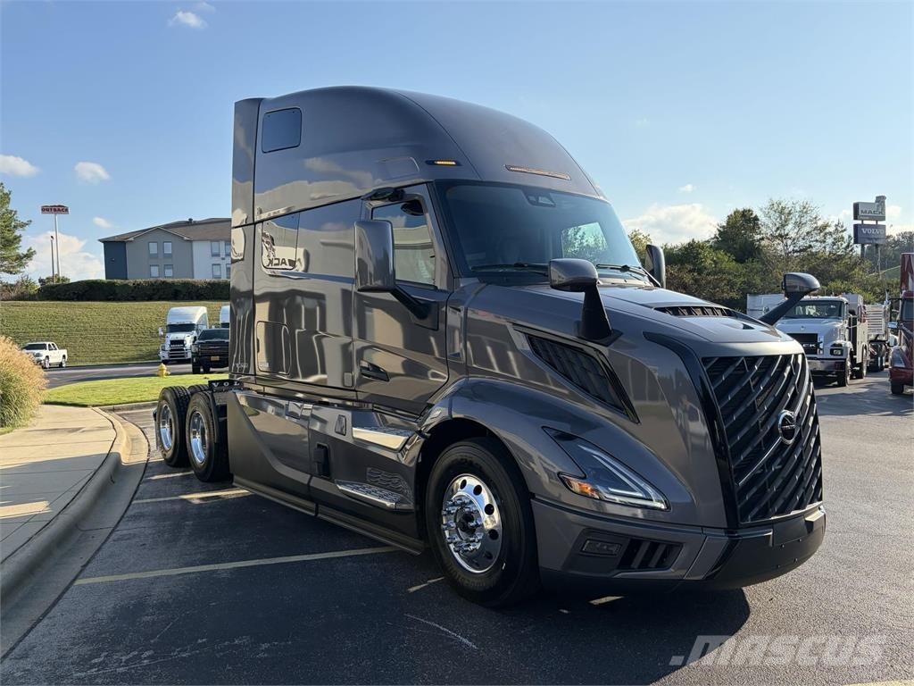 Volvo VNL64T860 Sadulveokid
