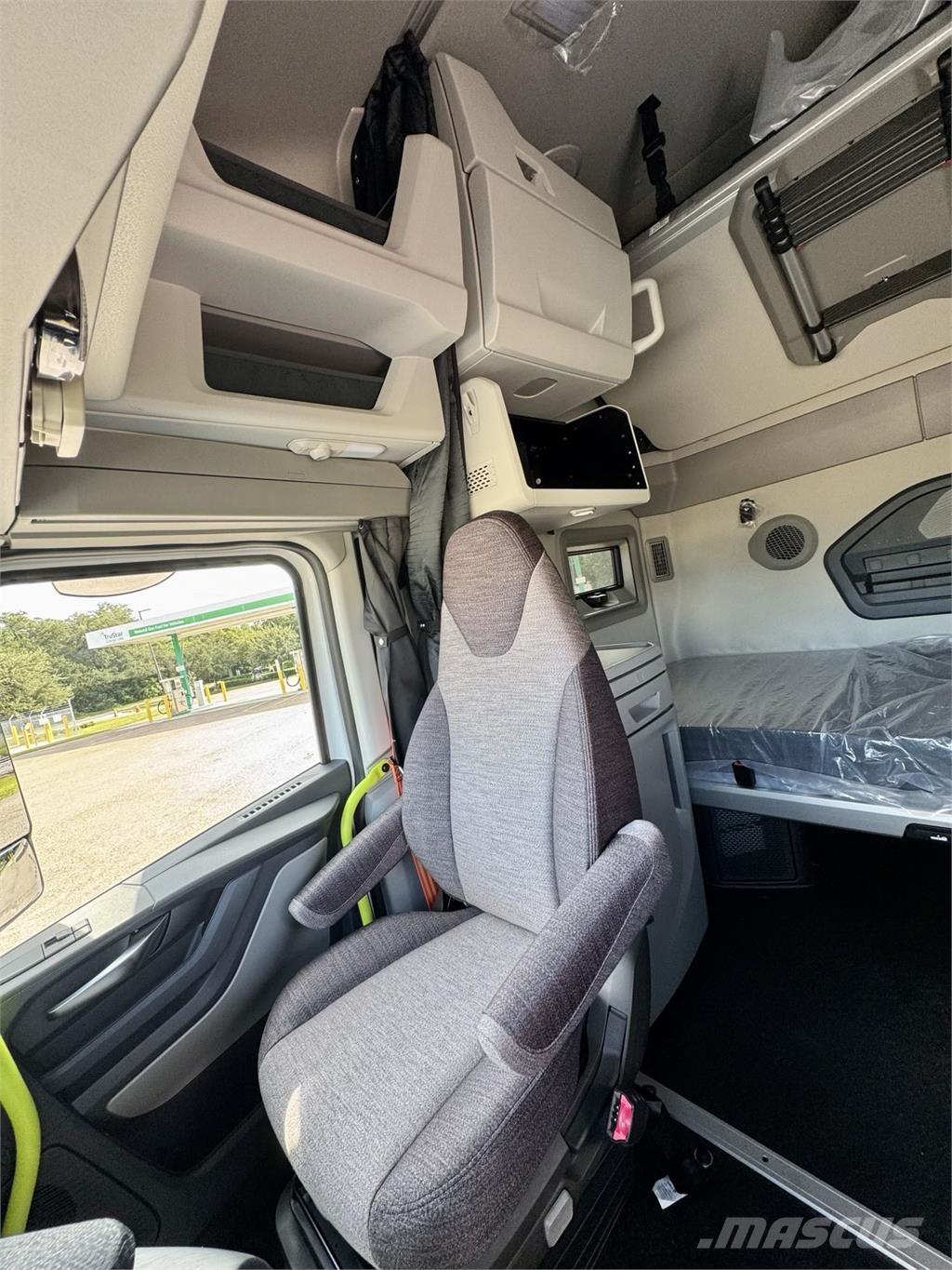 Volvo VNL64T860 Sadulveokid