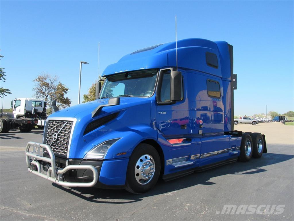Volvo VNL860 Sadulveokid