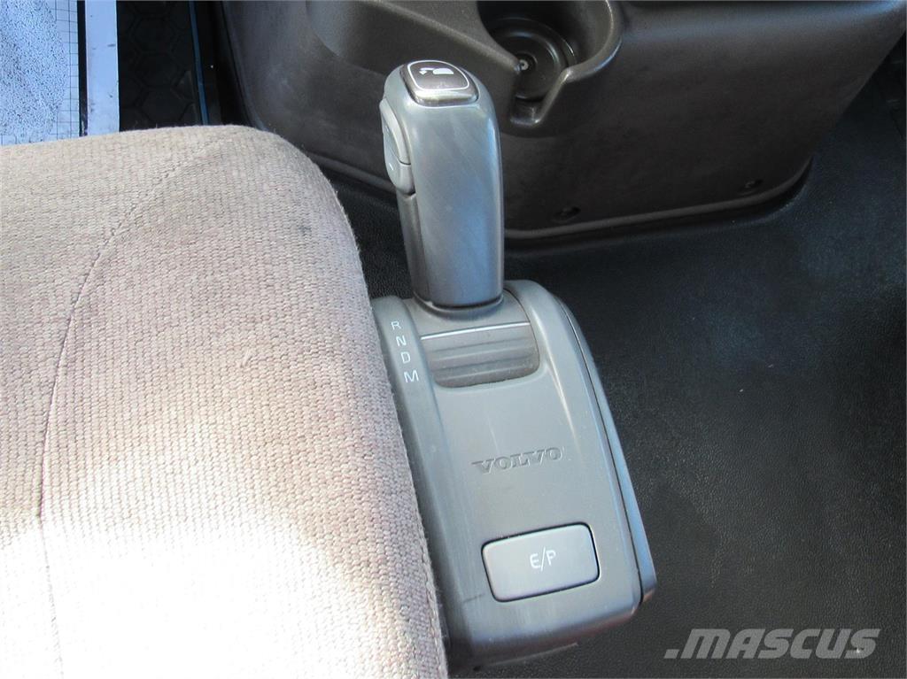 Volvo VNM64T300 Sadulveokid