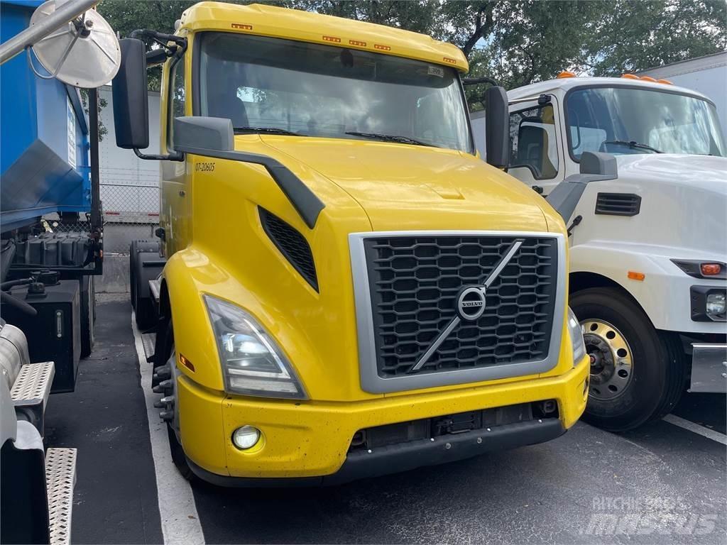 Volvo VNR64T300 Sadulveokid