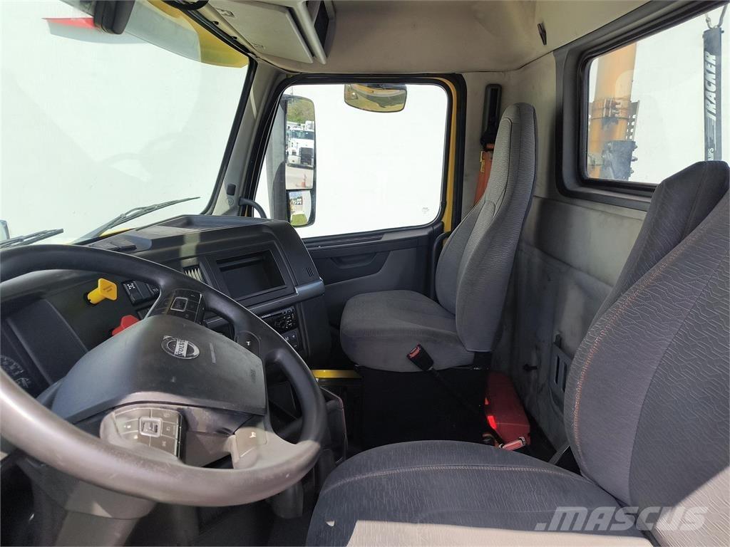 Volvo VNR64T300 Sadulveokid