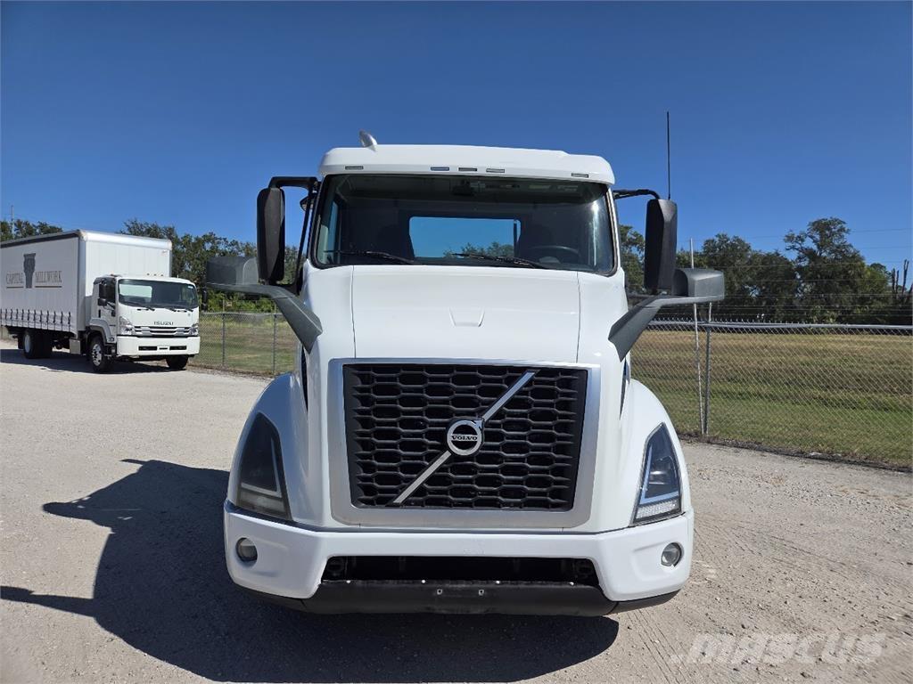 Volvo VNR64T300 Sadulveokid