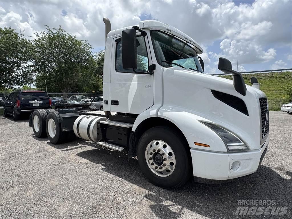 Volvo VNR64T300 Sadulveokid