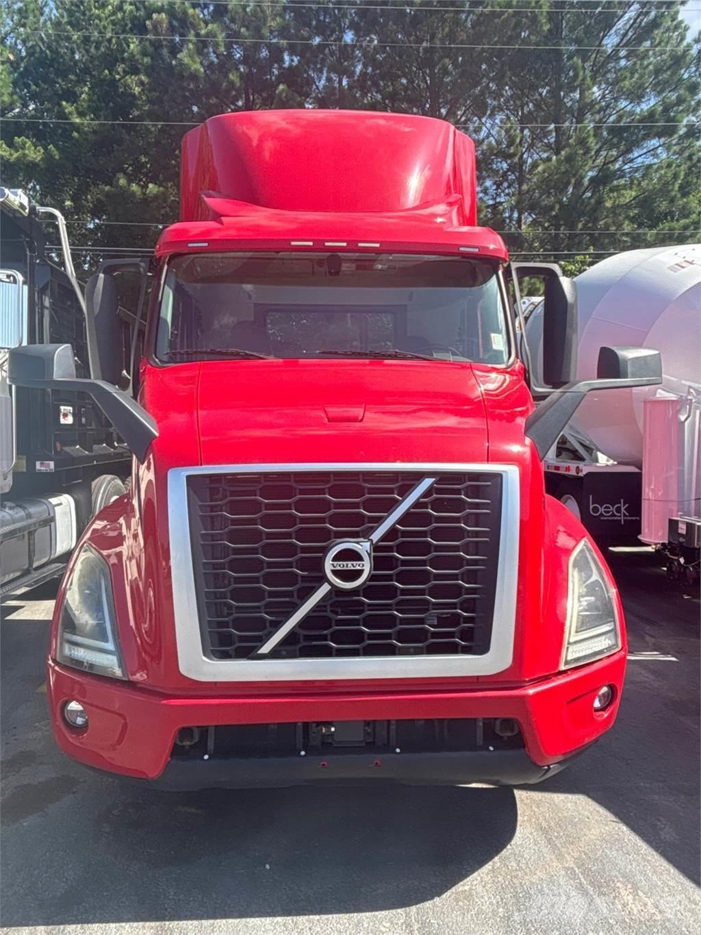 Volvo VNR64T300 Sadulveokid