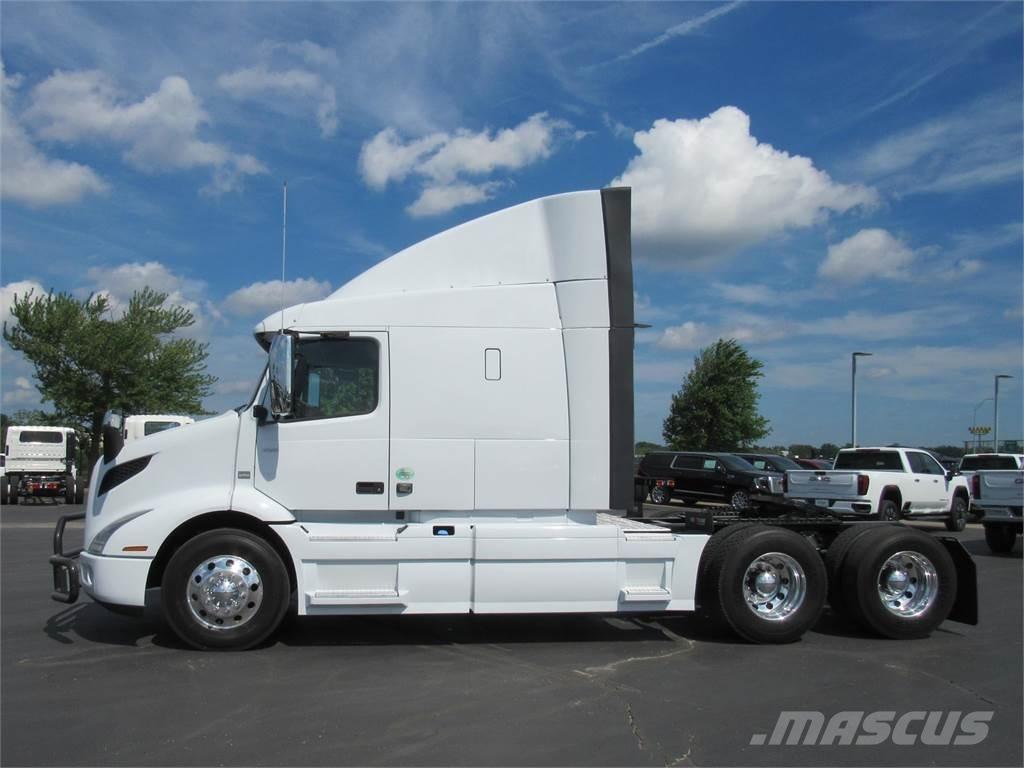 Volvo VNR64T640 Sadulveokid