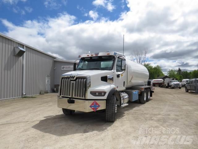 Western Star 47X Sadulveokid